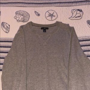 Gap sweater